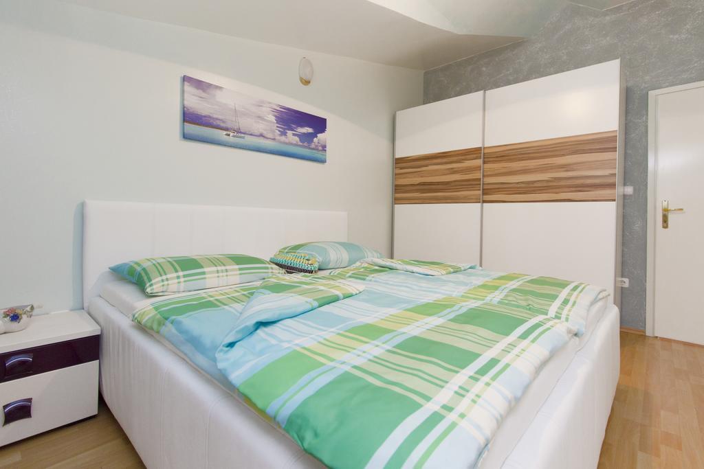 Apartments Maky & Dino Vodice Zimmer foto
