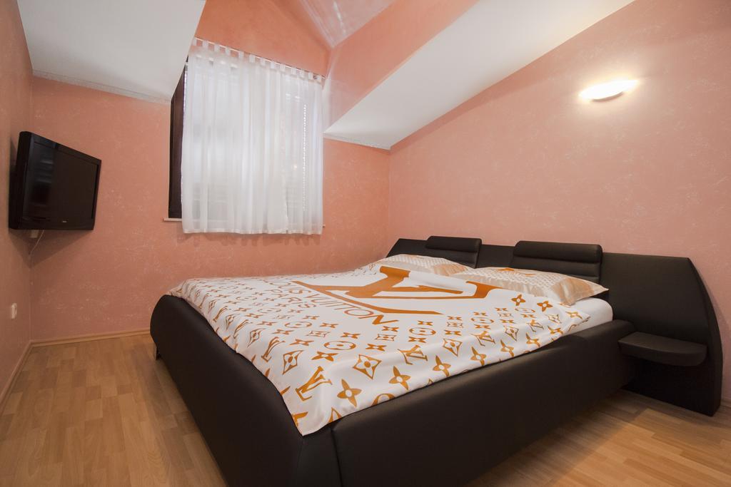 Apartments Maky & Dino Vodice Zimmer foto