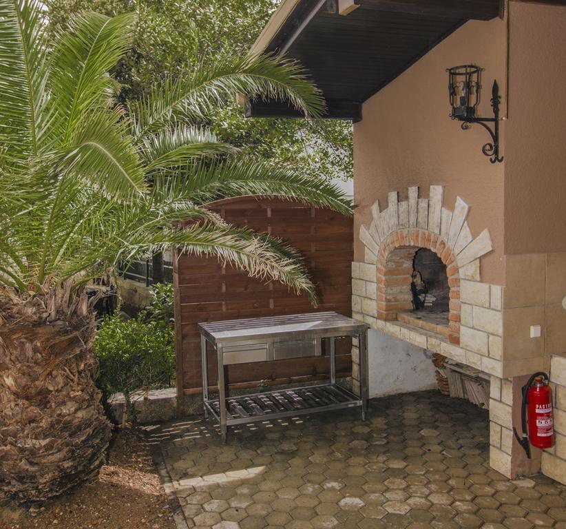 Apartments Maky & Dino Vodice Exterior foto