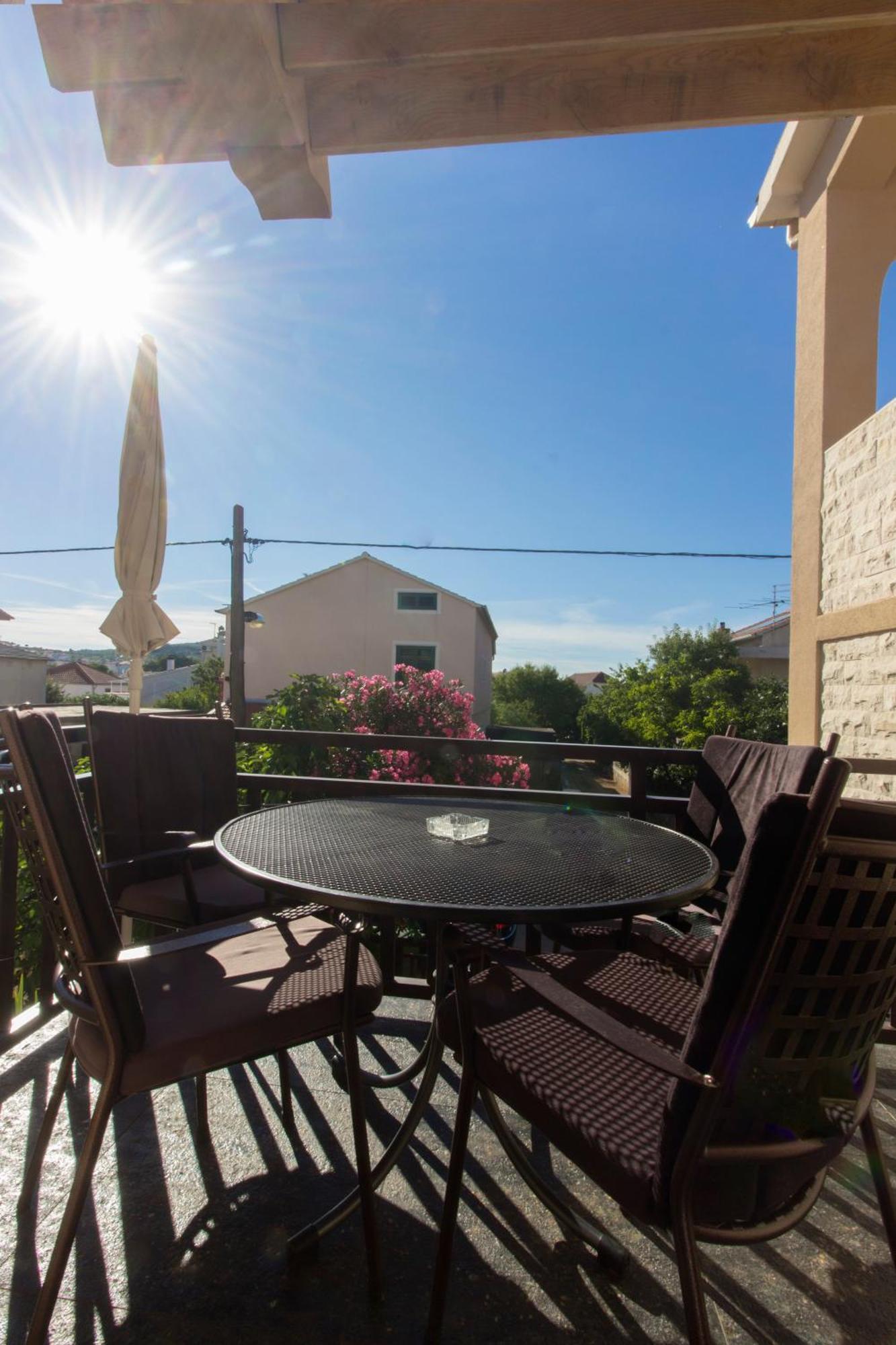 Apartments Maky & Dino Vodice Exterior foto