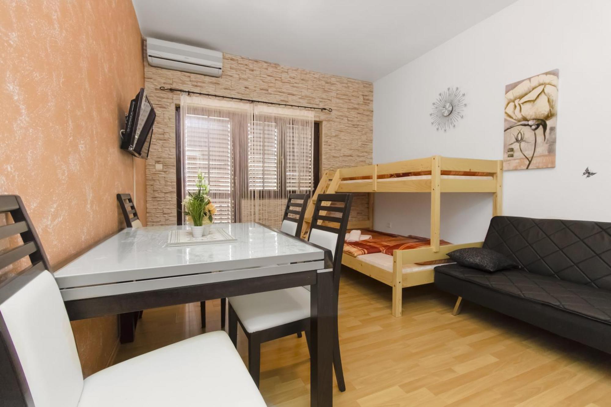 Apartments Maky & Dino Vodice Zimmer foto